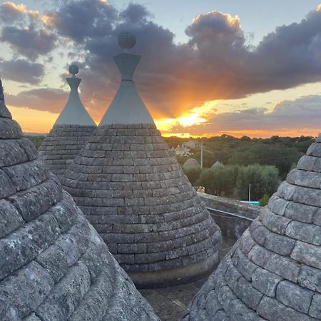Trullo Il Focolare In Masseria Cisternino Kültér fotó