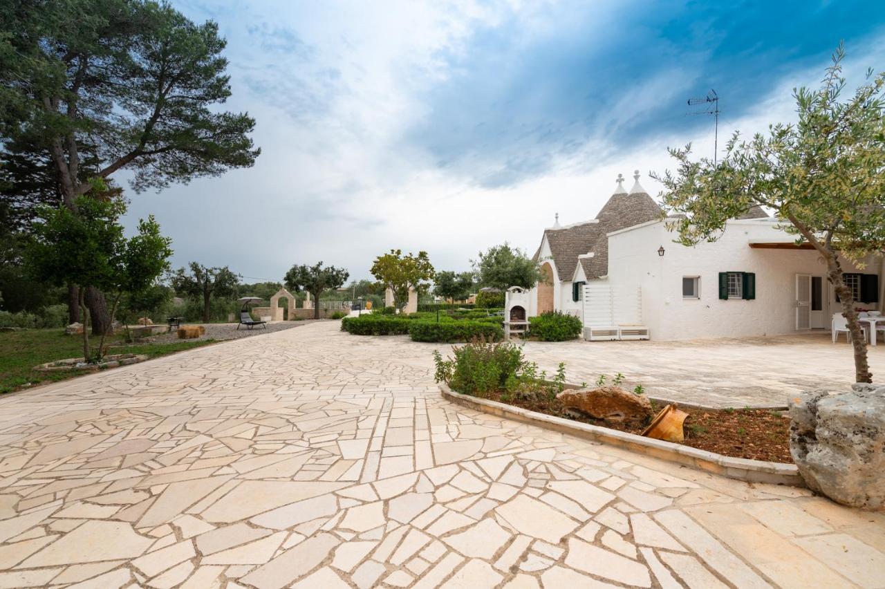 Trullo Il Focolare In Masseria Cisternino Kültér fotó