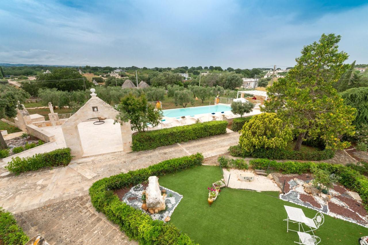 Trullo Il Focolare In Masseria Cisternino Kültér fotó
